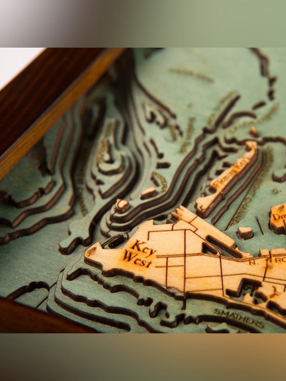 BELOW THE BOAT Wood Chart - Key West - 31"× 14"× 2" - Picture 3 of 4